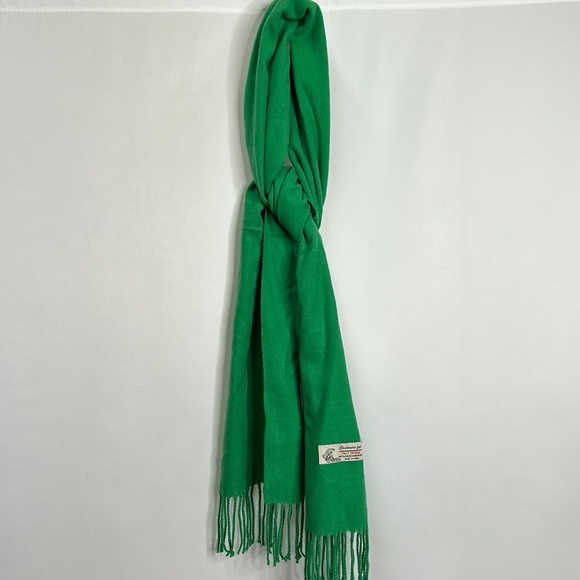 Accessories - Cashmere fringe super soft scarf